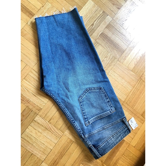 New light washed h&m high rise denim shorts - Picture 6 of 7